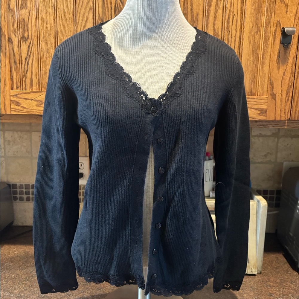 💙🩵Rafaella Black Lace Trim Cardigan